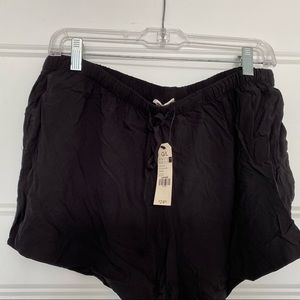 Garage leisure black shorts